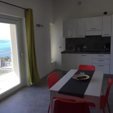 Apartament In Tremosine/gardasee 34618 Tremosine